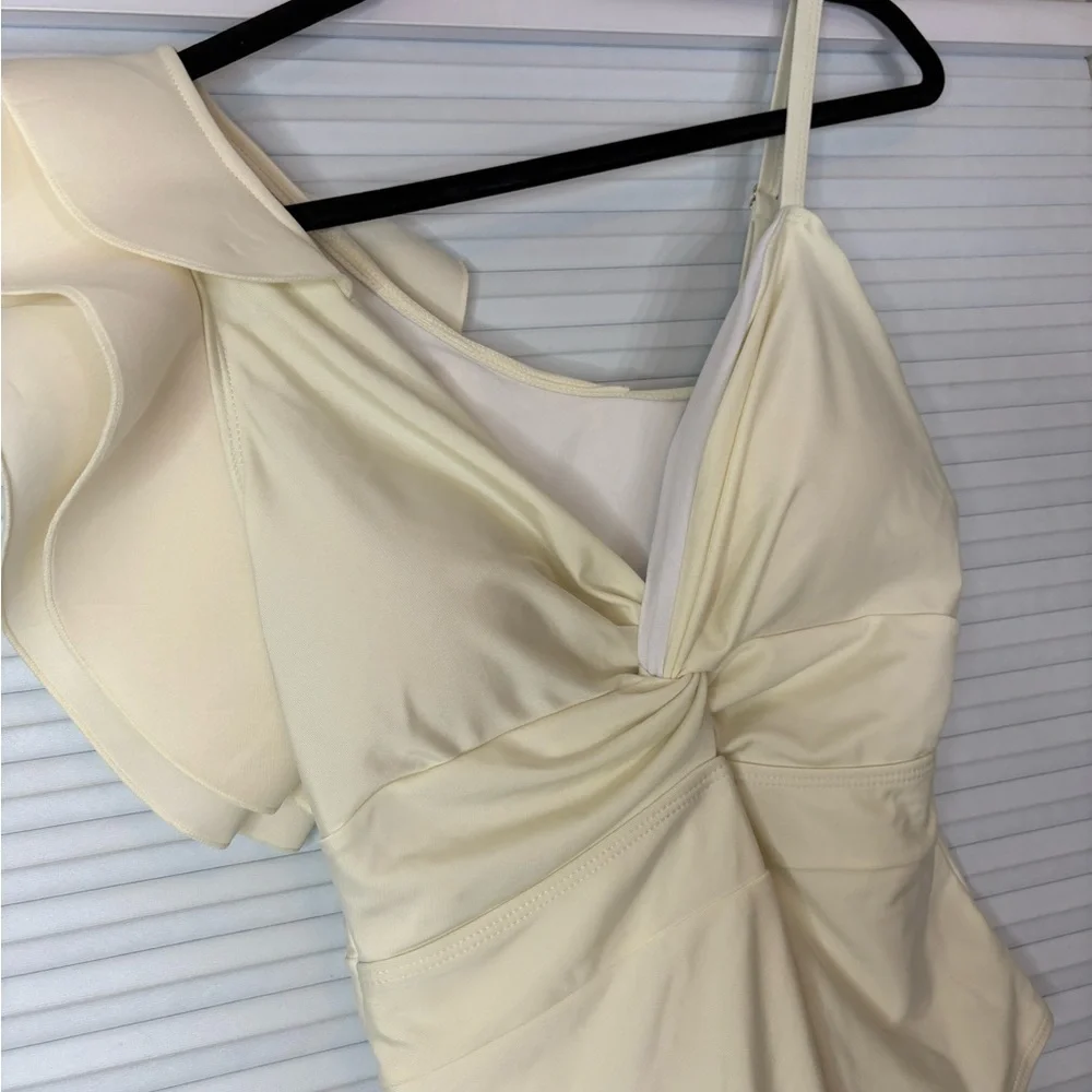 One Shoulder Ruffle One Piece Swimsuit